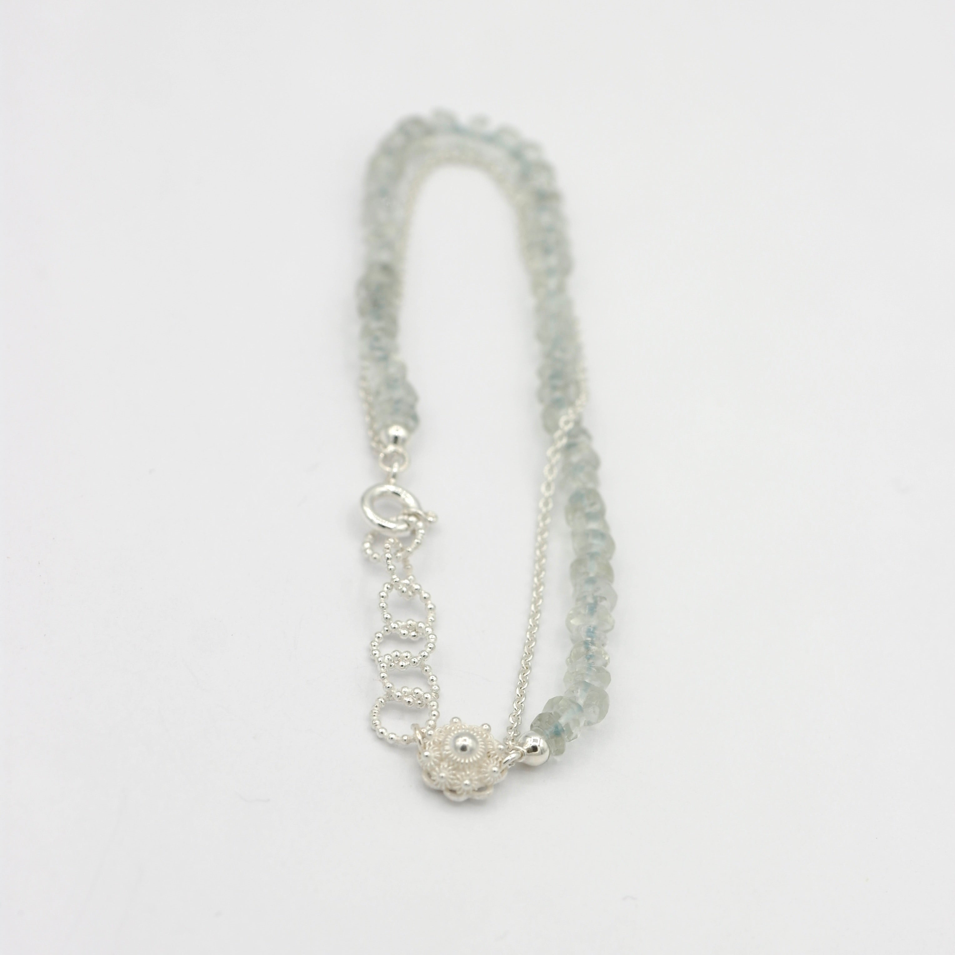 Zeeland button bracelet with green amethyst