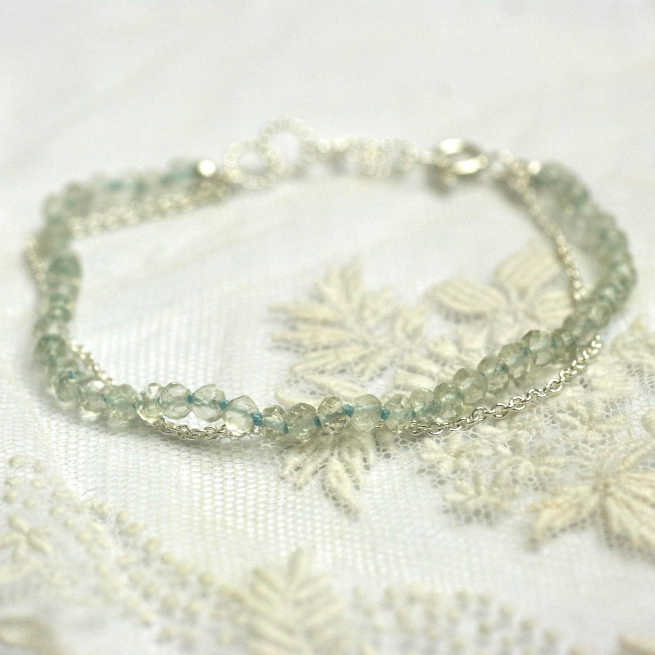 Armbandje met zilver en groene amethist-Hester Zagt