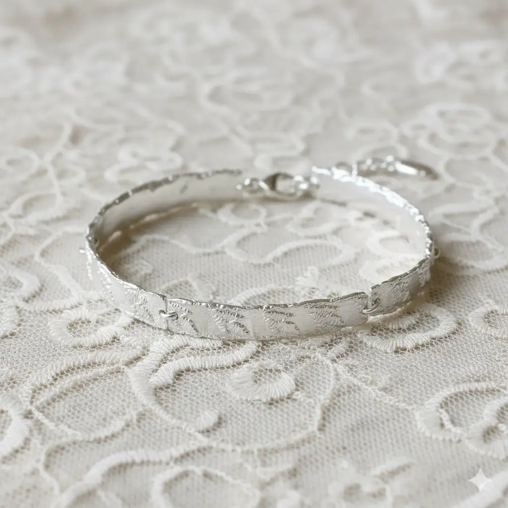 Handgemaakte armband, geïnspireerd op kant-Hester Zagt