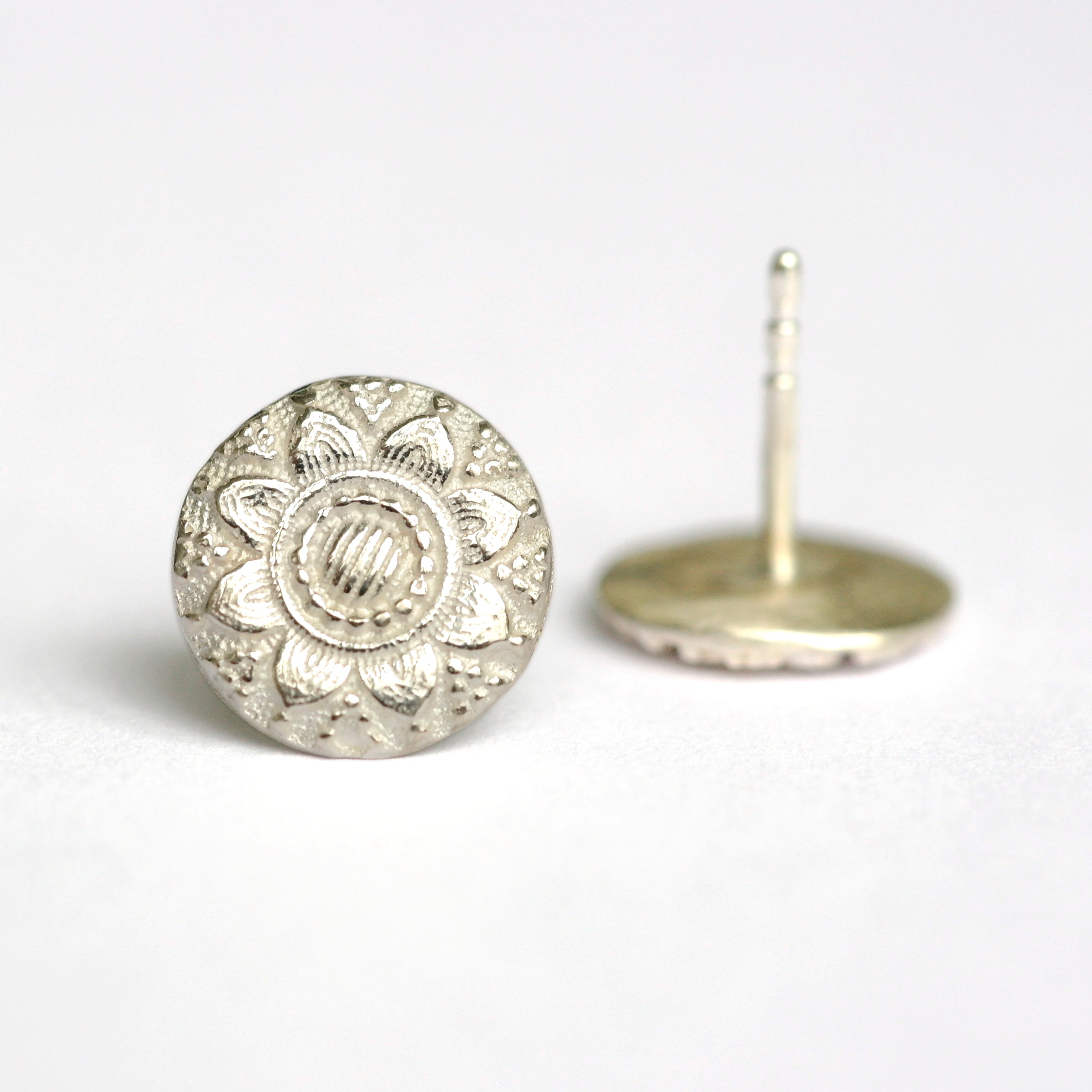 Middelburg stud earrings