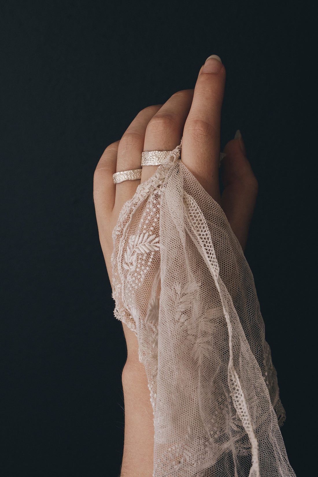 Zilveren ring, geïnspireerd op kant, Hester Zagt X Rijksmuseum