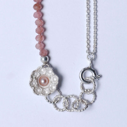 Zeeuwse ketting klein ornament met rodochrosiet - Hester Zagt