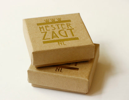 Zeeuwse armband met witte parel - Hester Zagt